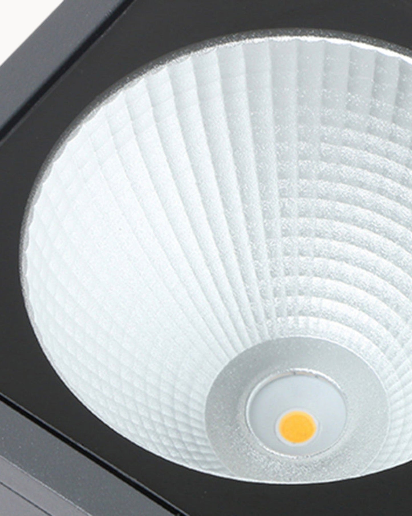 Luma Orb Plafondlamp - Modern Design - Zwart Metaal - Binnen Buitenruimte - Voor Woon en Slaapkamer - IP65