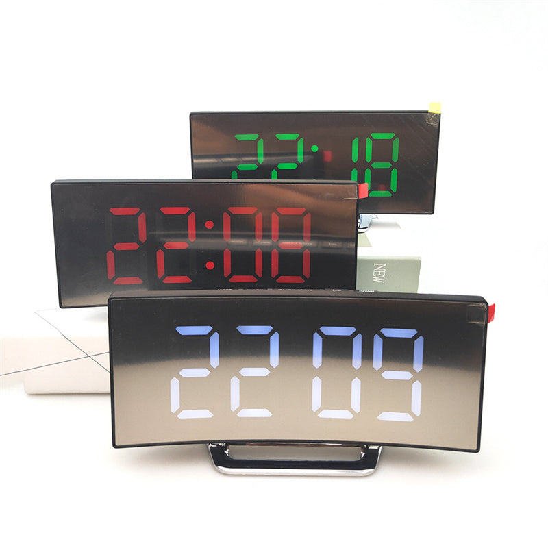 Minimalistische Digitale Wekker Voor Moderne Elegantie