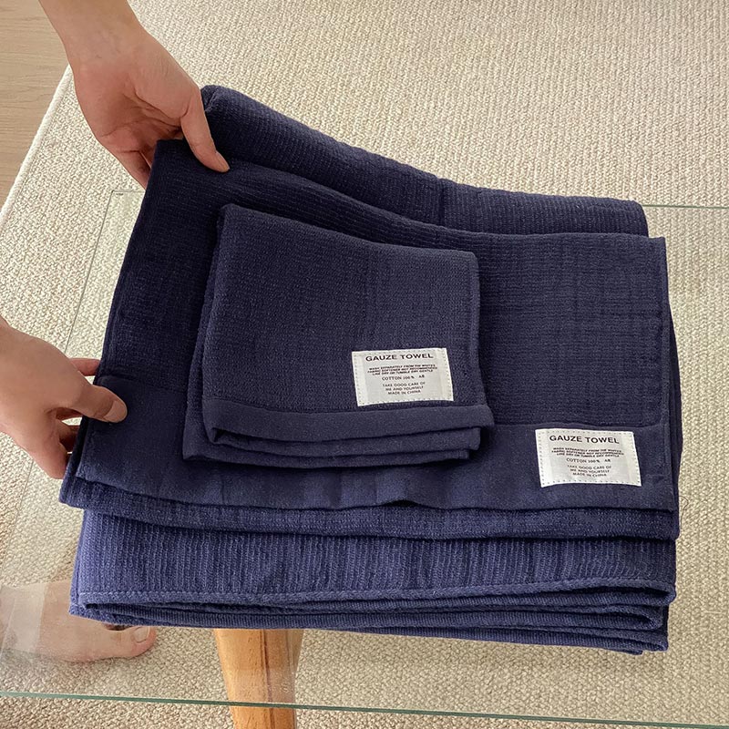 Ademend Gaas Handdoek Voor Baby Zacht En Absorberend Blauw