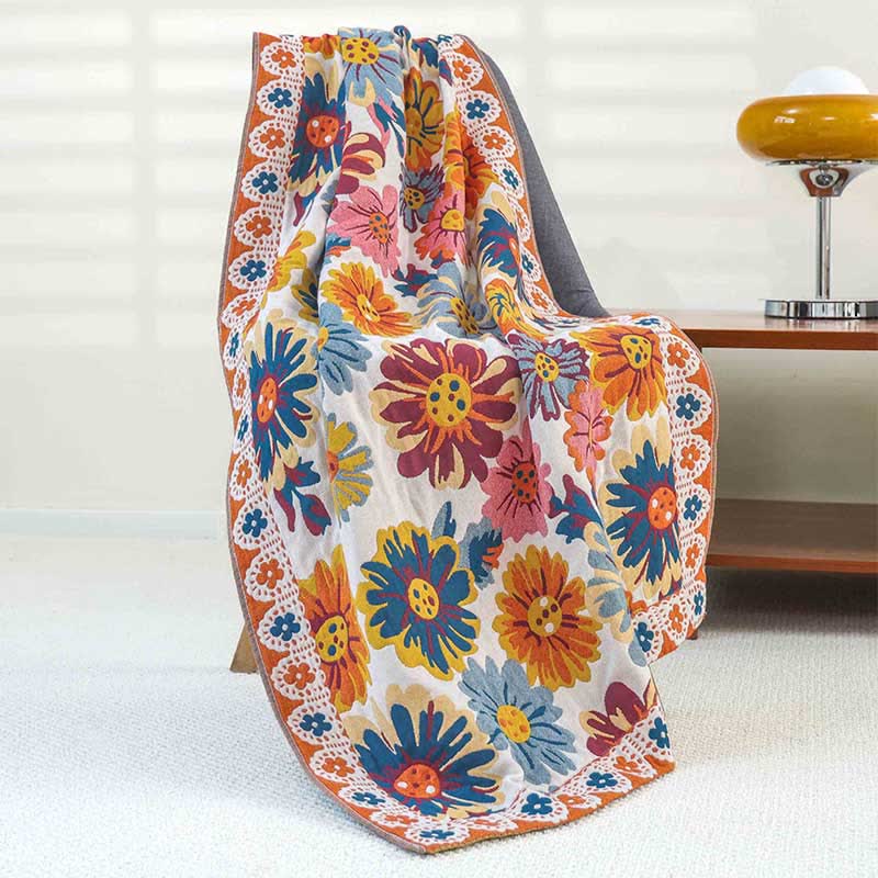 Felgekleurde Zachte Katoenen Badhanddoek Met Bloemenmotief