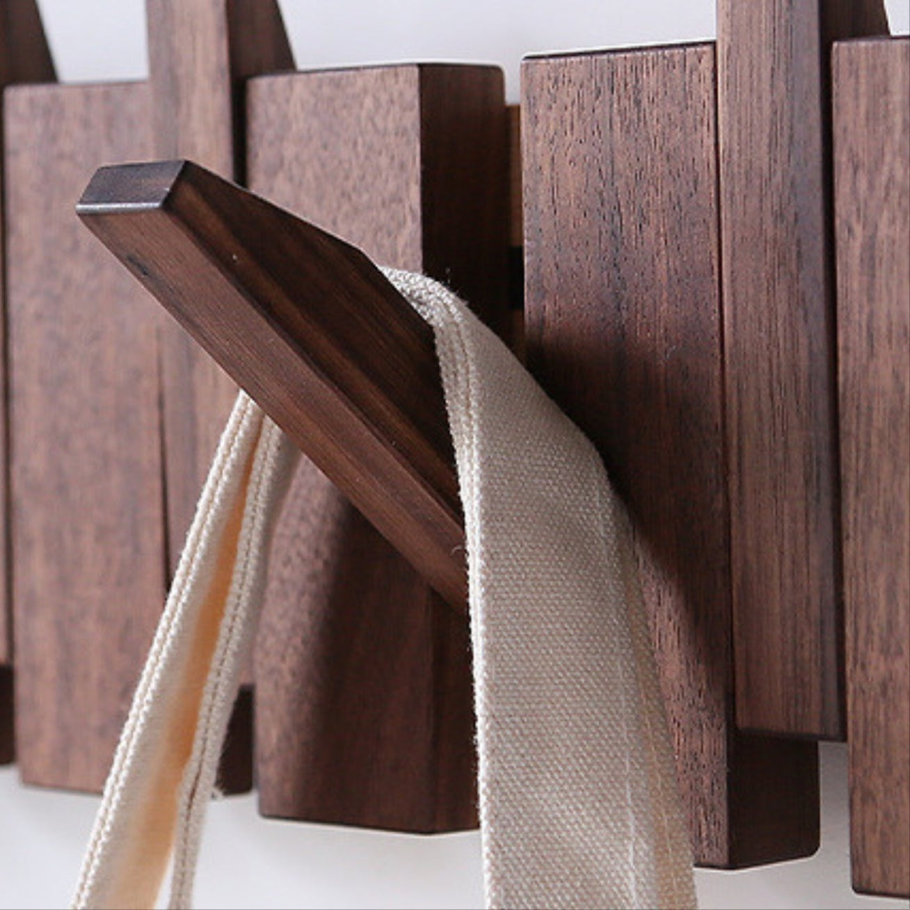Handgemaakte Piano Kapstok | Luxe houten kapstok in pianovorm