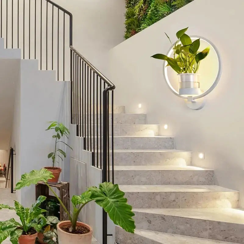 Wandlamp Met Plantenbak Voor Moderne Verlichting En Sfeer