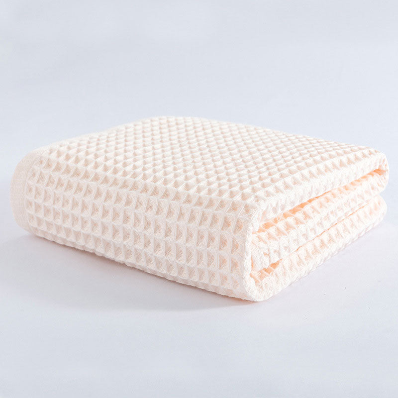 Ademende Katoenen Wafelgeweven Badhanddoek Sneller Droog Lichtroze 70*140cm