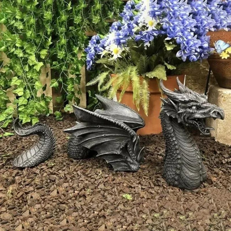 Reusachtig Houten Drakenbeeld voor Tuindecoratie Gothic Stijl