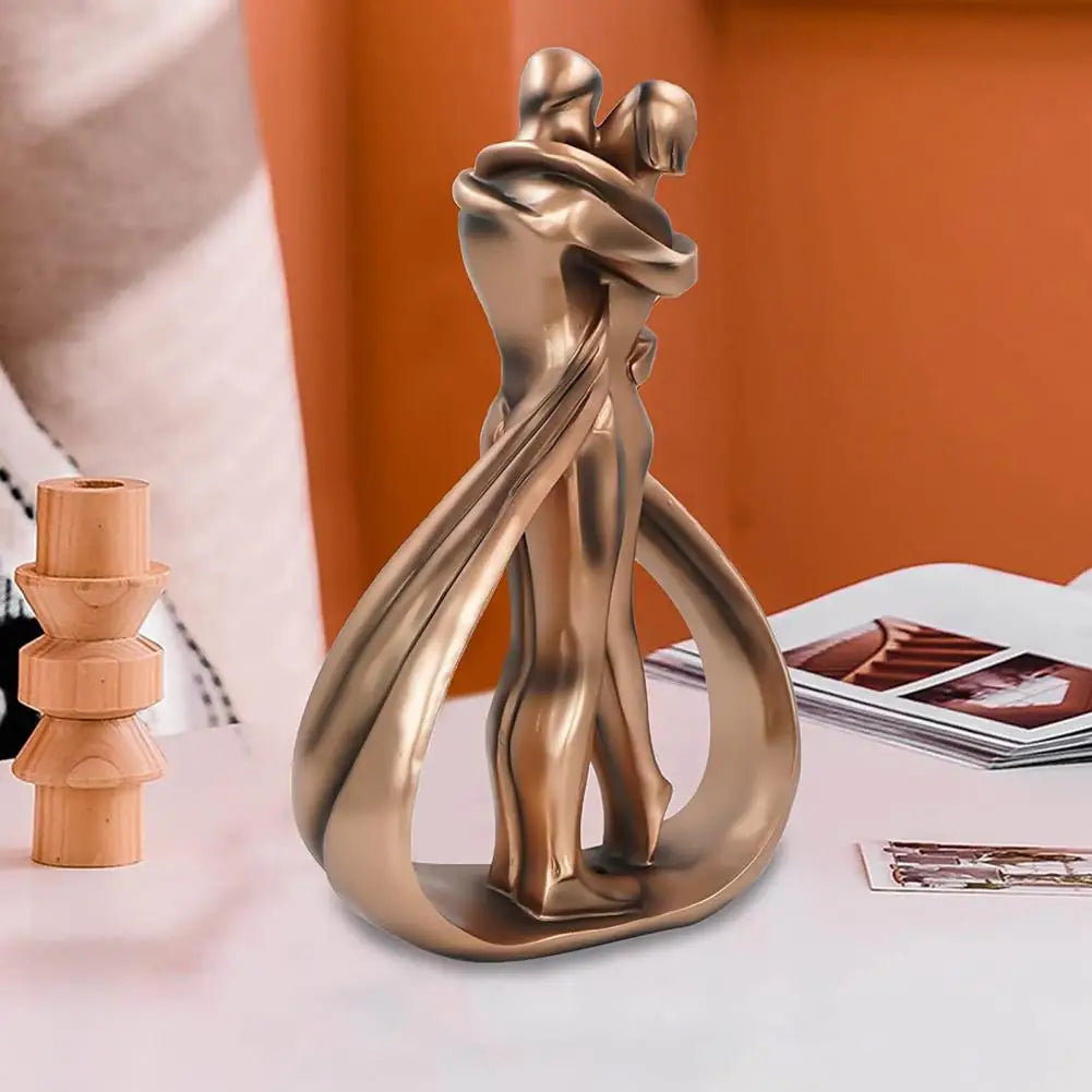 Decoratief Beeldhouwwerk Van Omhelzende Figuren Elegante