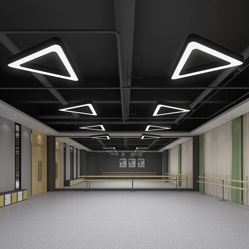 Driehoekige Gym Ceiling Hang Light Verlichting Zwart LED Zwart