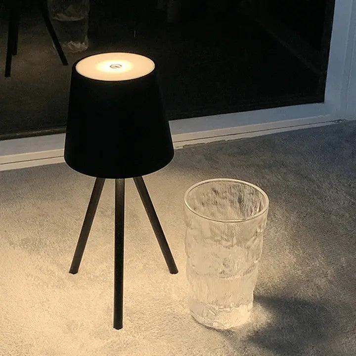 Fulgido - Moderene Tafellamp op Statief voor Slaapkamer en Woonkamer