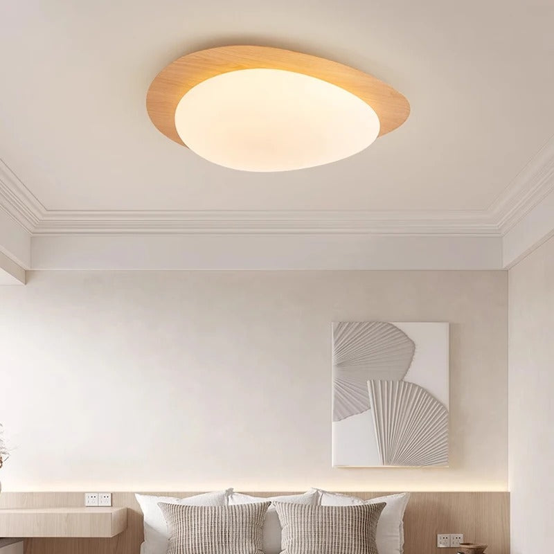 Plafondlamp Met Houtnerfafwerking Voor Warme Verlichting