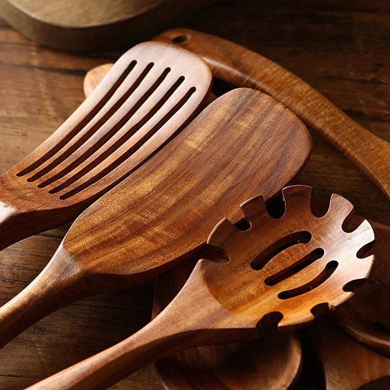 Teak Keukenhulpmiddelen Set Voor Een Duurzame Keuken