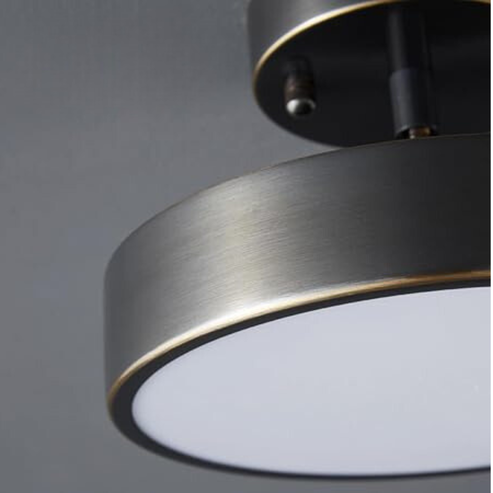 Zwarte Plafondlamp met Modern Design en Tijdloze Eleganties