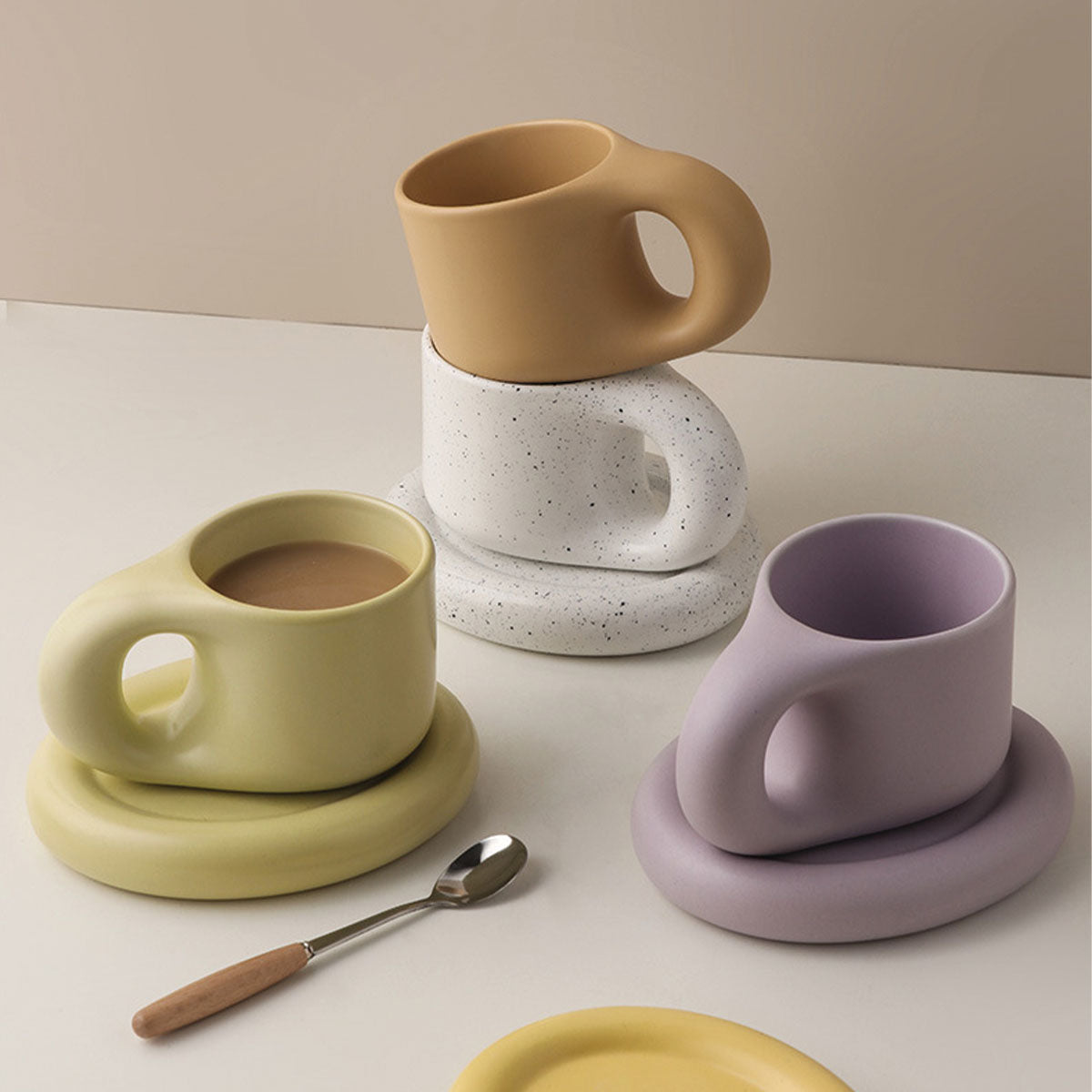 Chunky Keramische Espresso Beker voor Comfort en Stijl