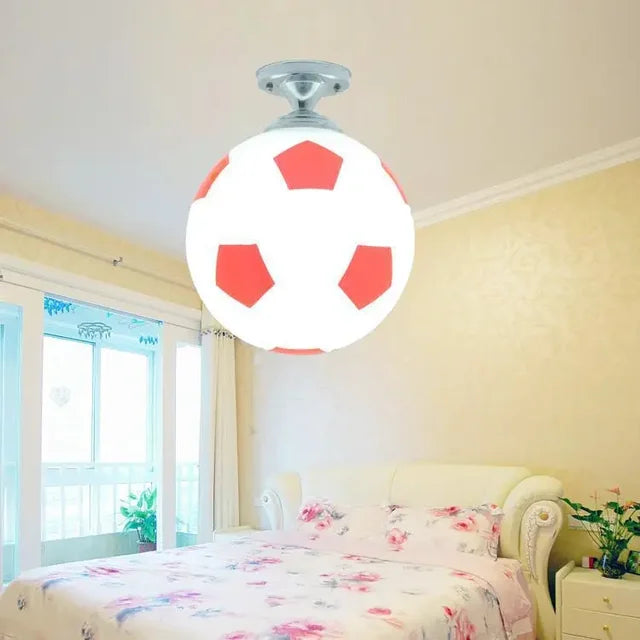 Voetbal LED Plafondlamp Dimbaar Voor Een Vrolijke Kinderkamer