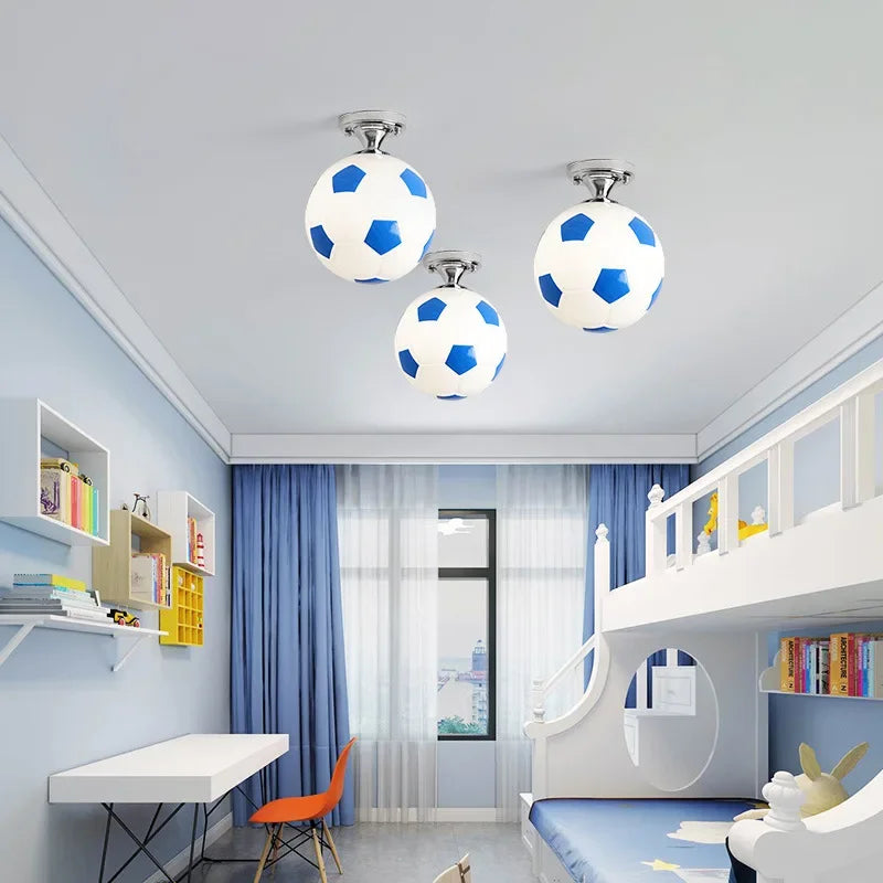 Voetbal LED Plafondlamp Dimbaar Voor Een Vrolijke Kinderkamer