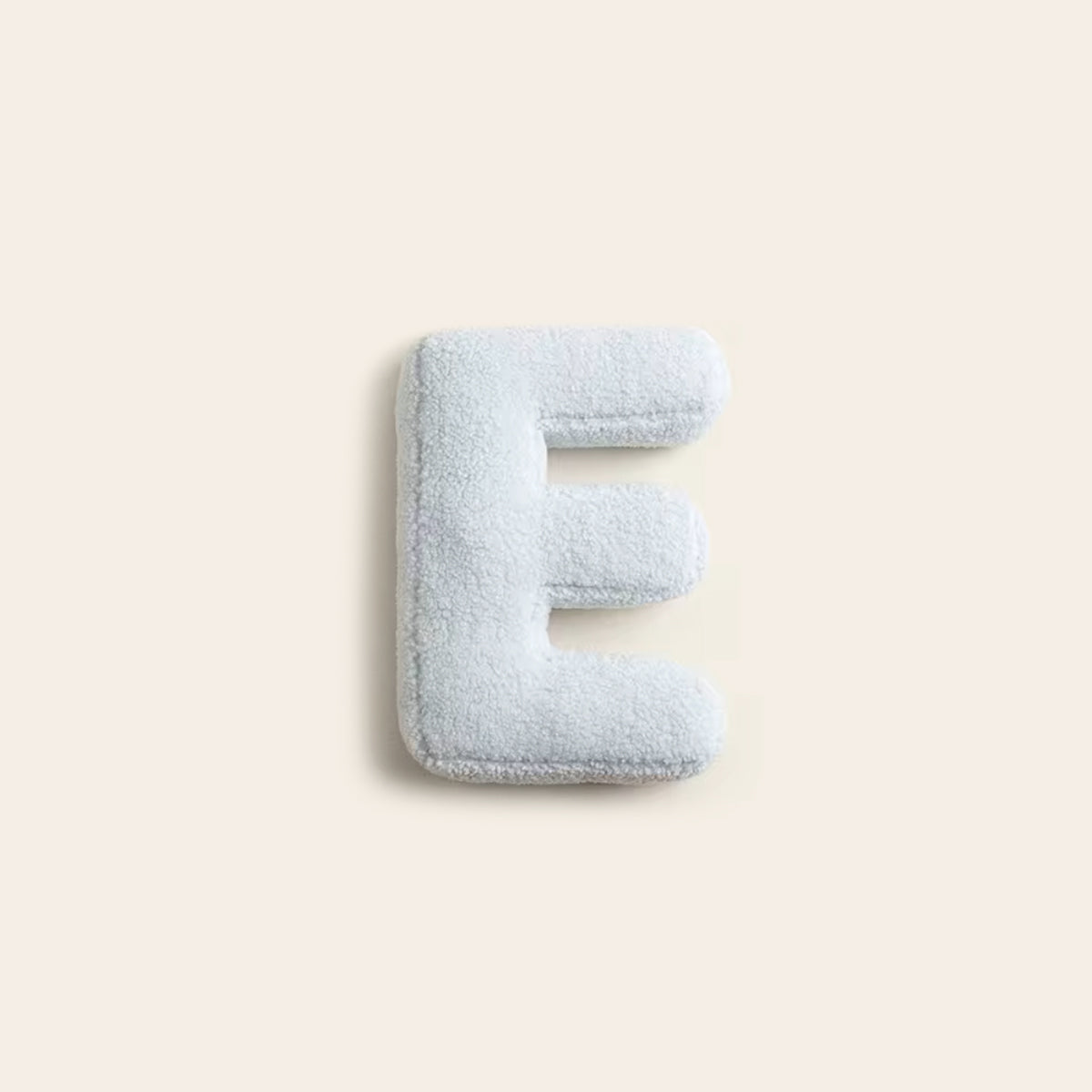 Alfabet sofa kussen E