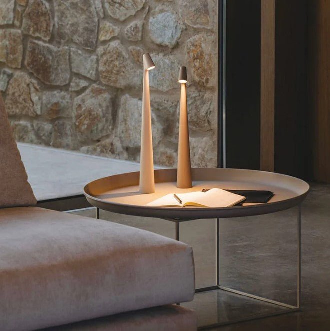Garduru Noordse minimalistische LED -tafellamp