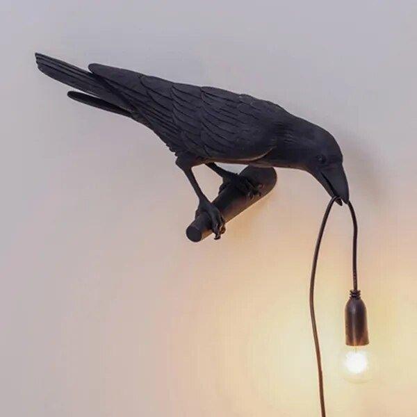 Crow Bird Lamp Zwart aan de rechterkant
