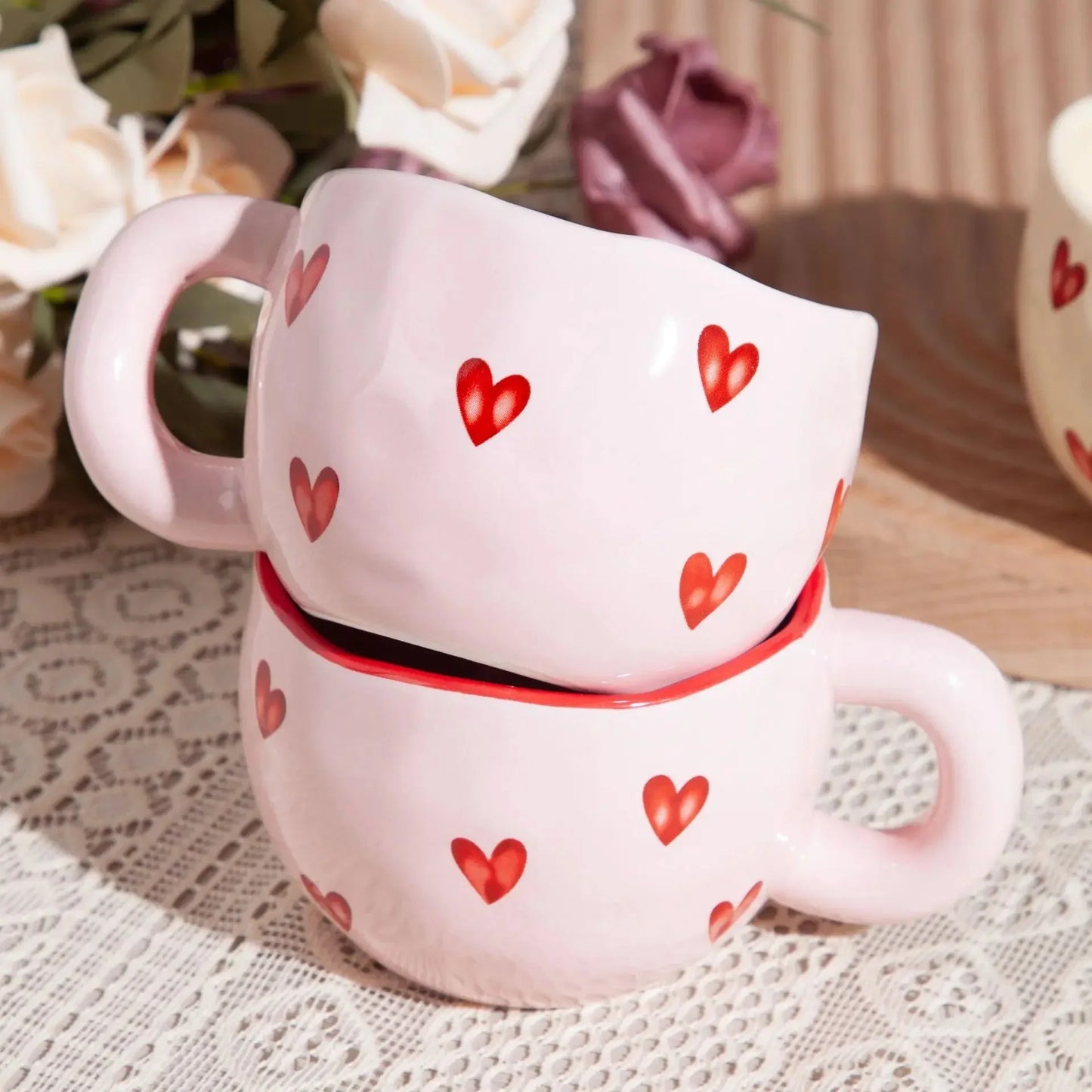 Keramische koffiekop met roze hart