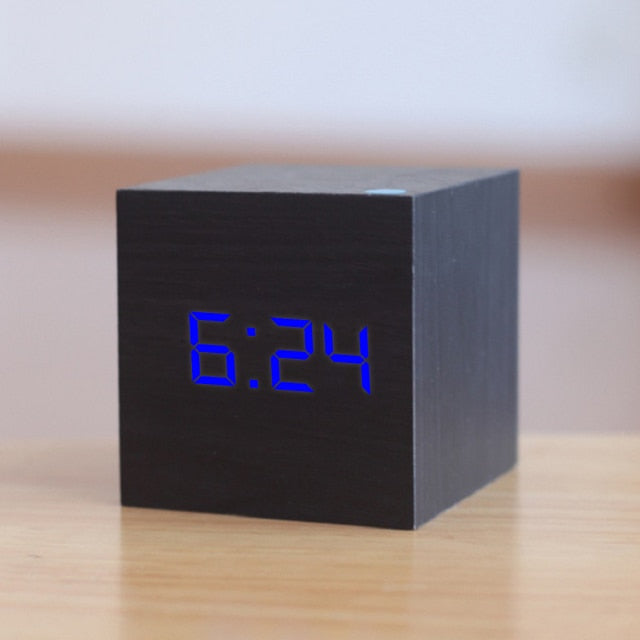 Digitale vierkant LED -wekker Zwart blauw