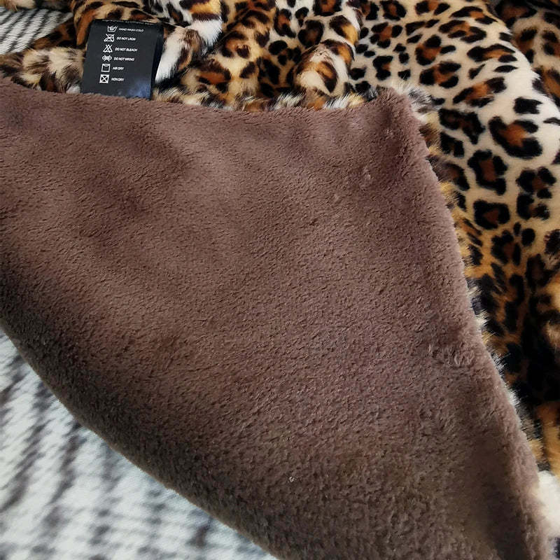 Buenta - Luipaardprint Faux Fur Deken voor Luxe Comfort