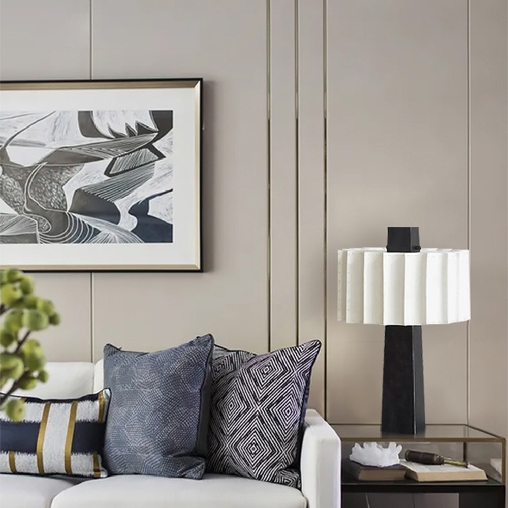 Solace - Creatieve Ontwerp Zwart-Witte Decoratieve Tafellamp