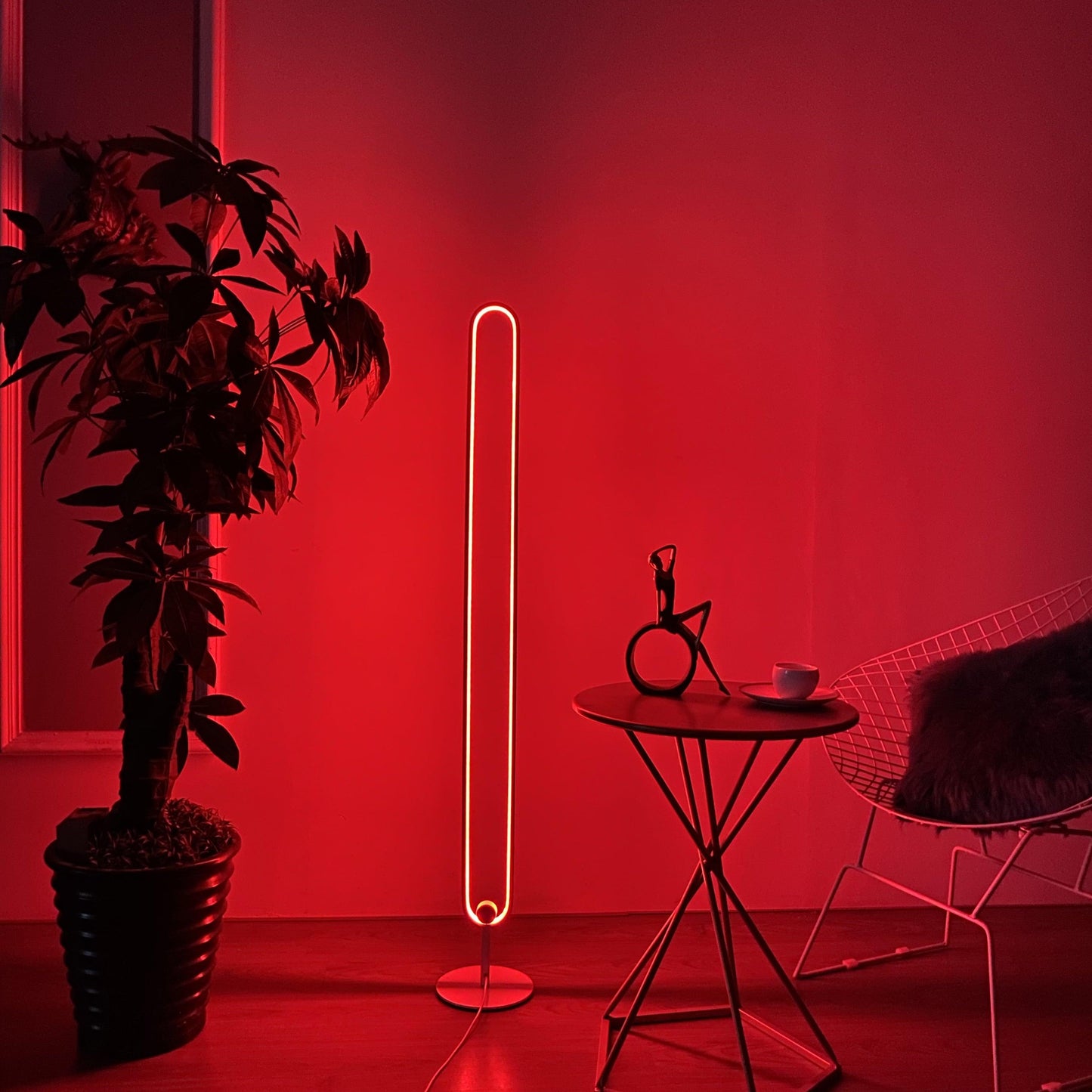 Infinity Staande LED Vloerlamp voor Elegante Interieurs