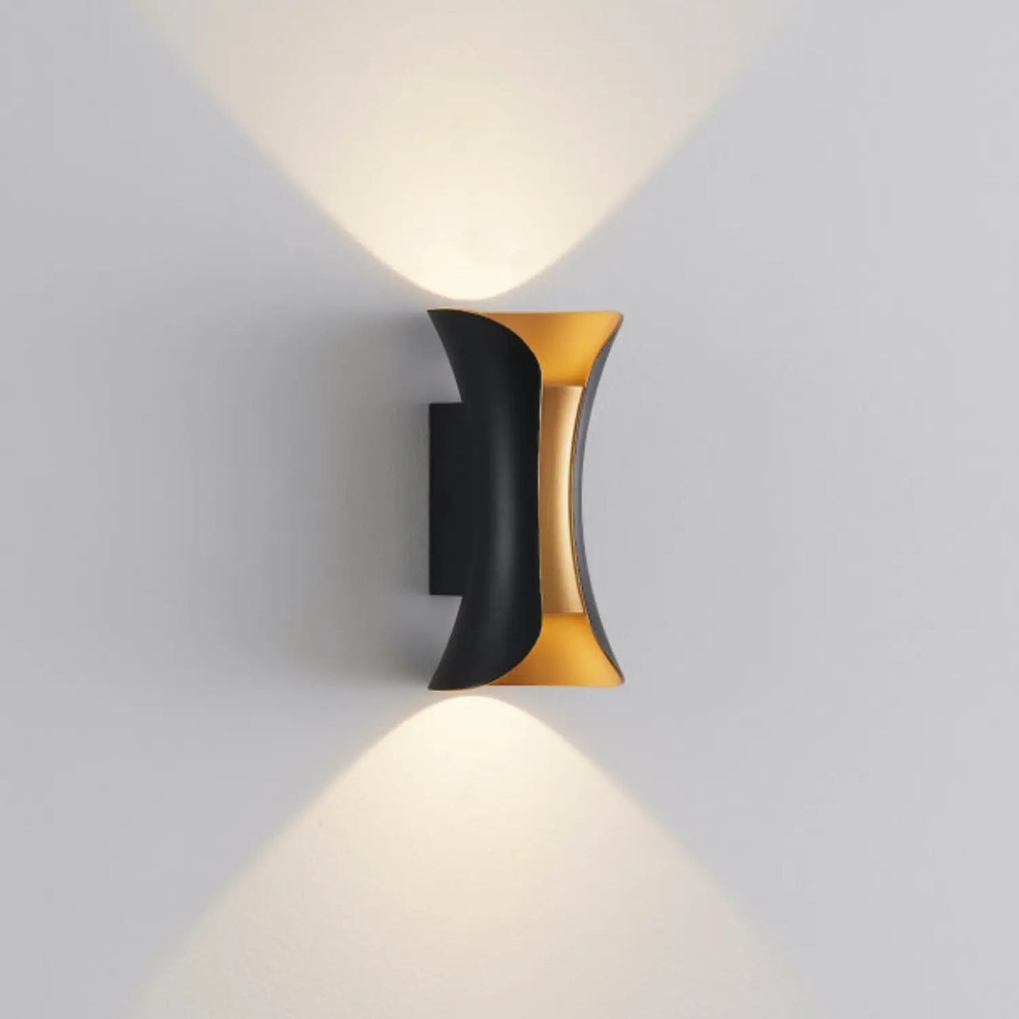 Kōmei - Wandlamp voor Buiten met Modern Ontwerp en Duurzaamheid