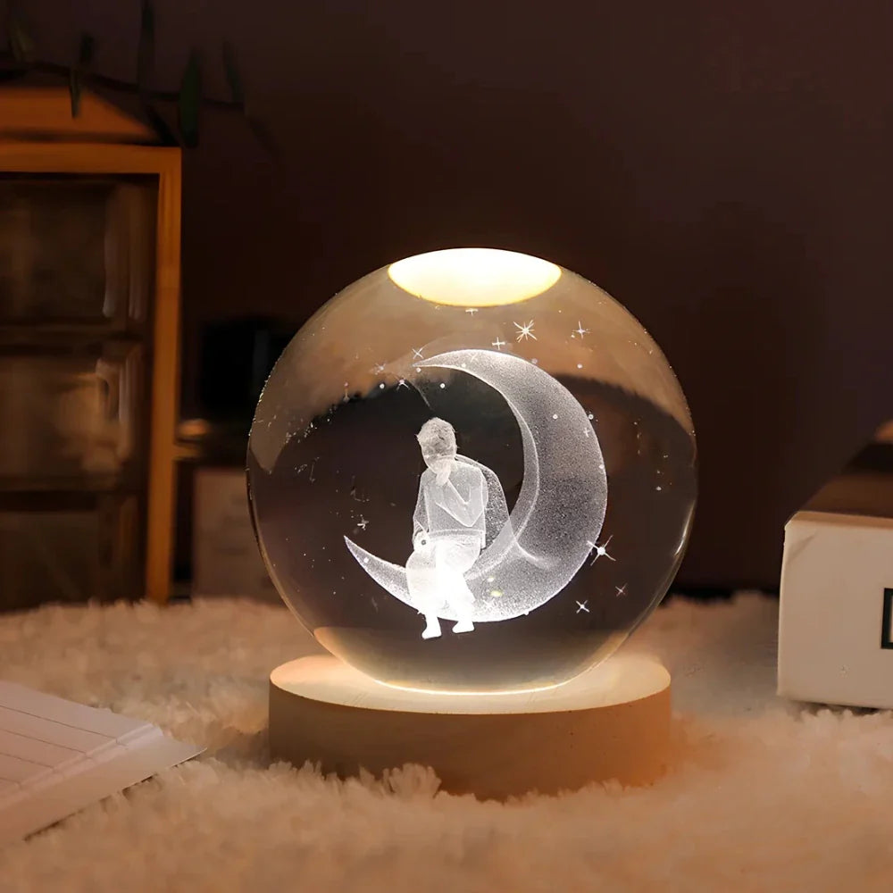 Solace - Kristallen Bal met 3D Gravure en Warm Wit Licht Man in the Moon
