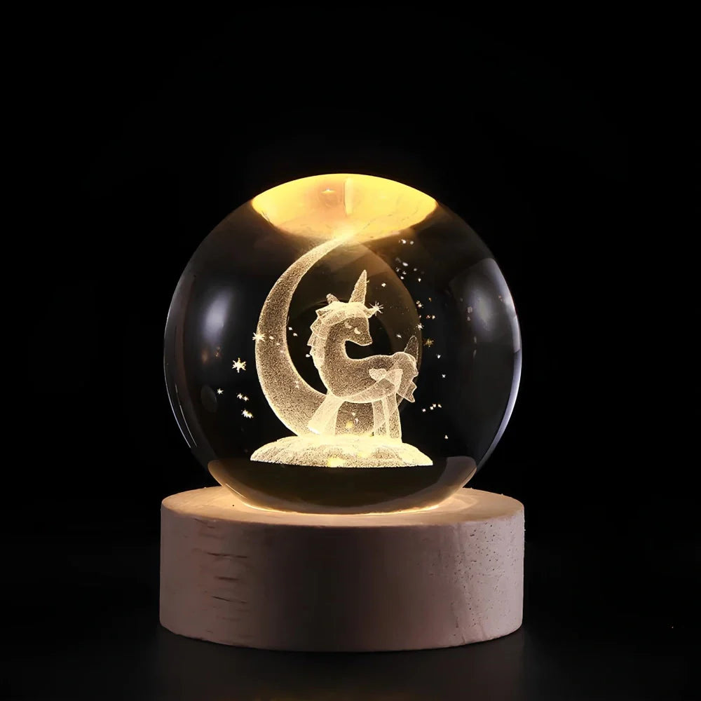 Solace - Kristallen Bal met 3D Gravure en Warm Wit Licht Unicorn