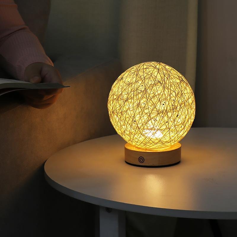 Solace - LED Tafellamp met Rotan Wicker Kap voor Sfeervolle Verlichting