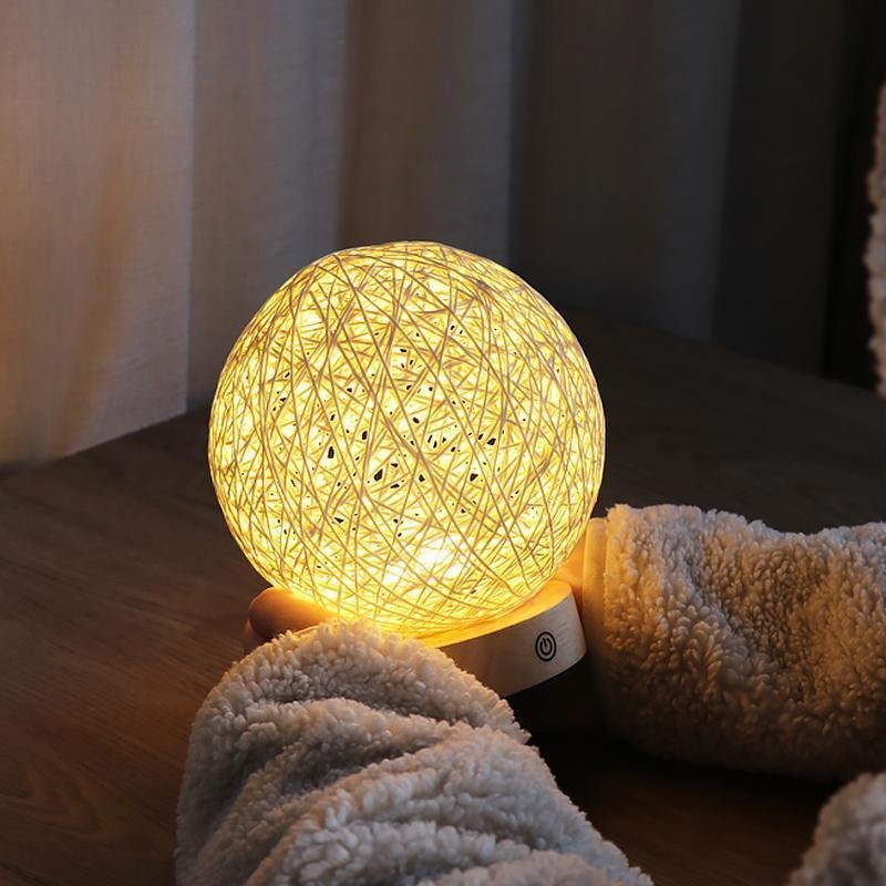 Solace - LED Tafellamp met Rotan Wicker Kap voor Sfeervolle Verlichting