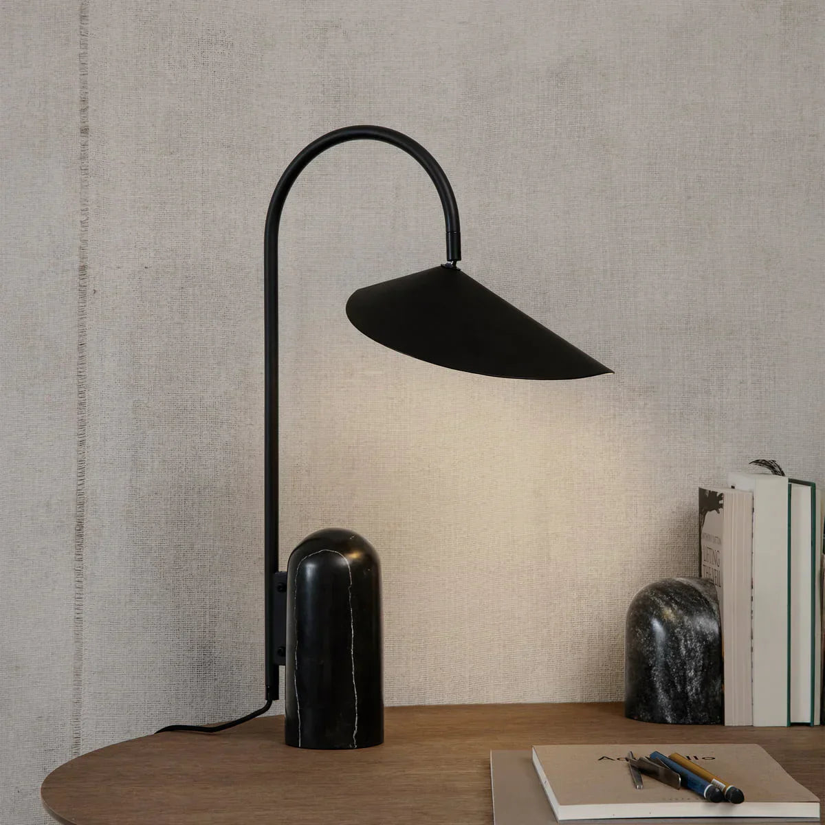 Kōmei Tafellamp – Tijdloze Elegante lamp - Warme Verlichting