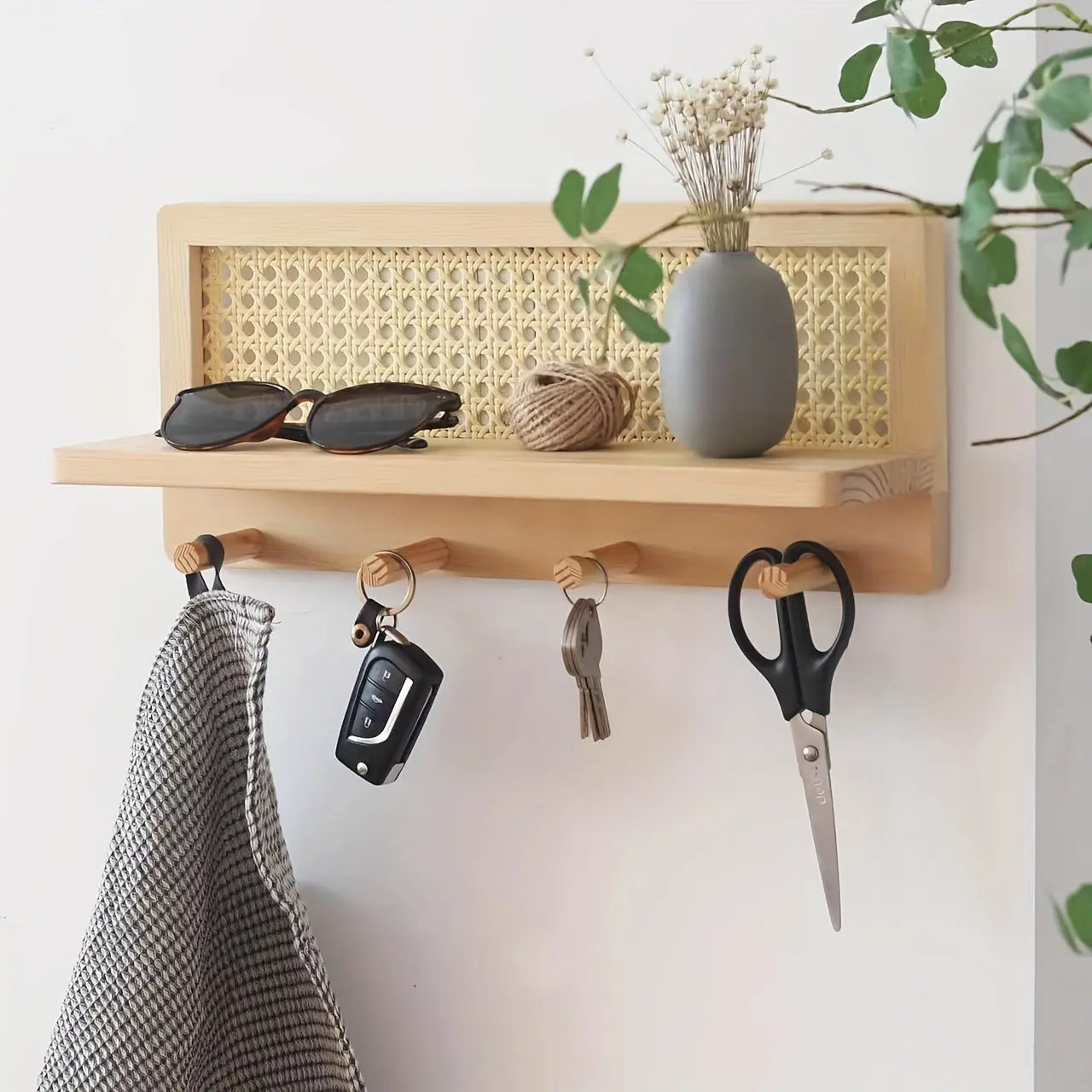 Vintage Houten Wandplank met Haakjes – Stijlvolle Opberger voor Hal, Kantoor of Woonkamer