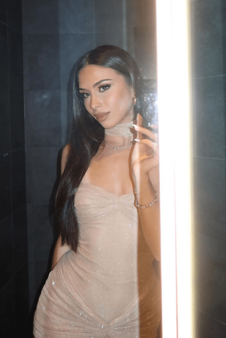 Transparante Glitter Jurk Met Korset Overdel Voor Verleidelijke Luxe Uitstraling