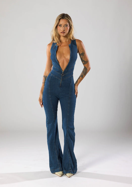 Avenari | Dames Jumpsuit – Denim – Diepe V-Hals – Flared Pijpen – Getailleerde Pasvorm – Rits Sluiting
