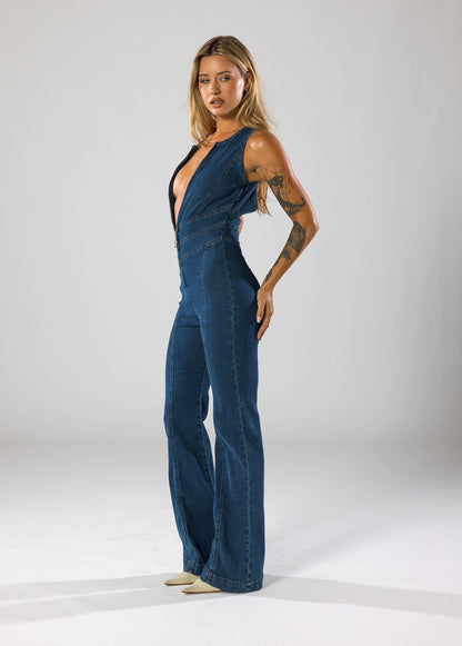Avenari | Dames Jumpsuit – Denim – Diepe V-Hals – Flared Pijpen – Getailleerde Pasvorm – Rits Sluiting