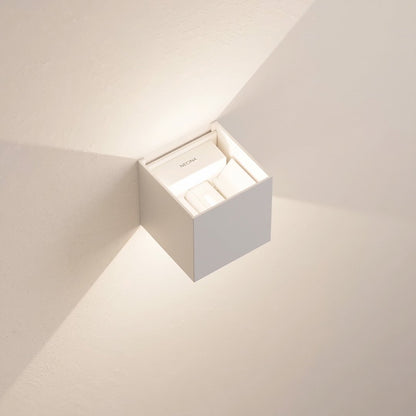 Verstelbare LED Wandlamp Buiten met Warm Wit Licht – Energiezuinige Muurlamp voor Binnen en Buiten, IP65 Waterdicht Wit Accu