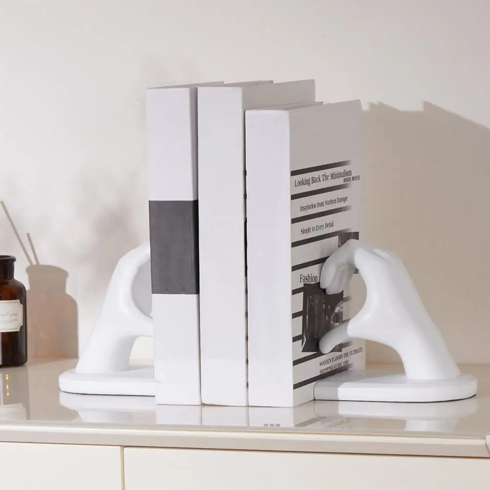 Liefdesgebaar Boekensteun Elegante Harssculptuur Hart Hand