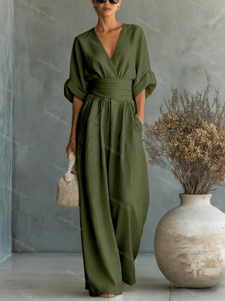 Lumina | Elegante en getailleerde jumpsuit met diepe V-hals – Luxe Designer eendelig Pak Legergroen