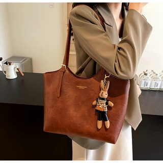 Veloura | Klassieke Shopper met Charm