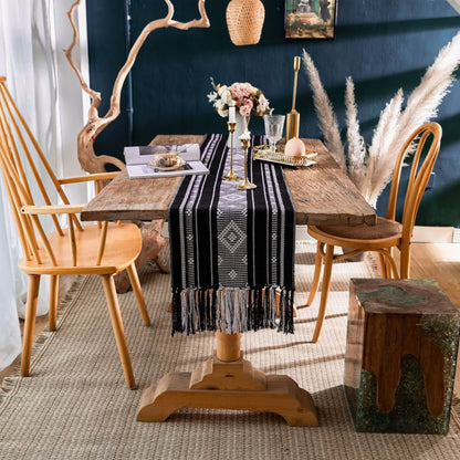 Boho Tafelloper Met Kwastjes Voor Een Stijlvolle Tafeldecoratie Zwart