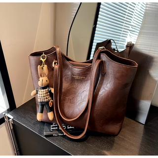 Veloura | Klassieke Shopper met Charm