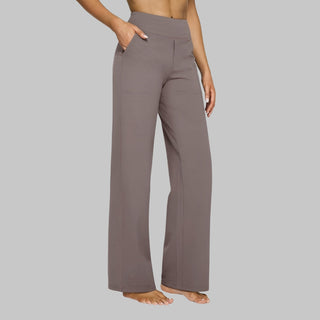 Comfortabele stretchbroek voor dames, ideaal voor dagelijks gebruik en met voldoende flexibiliteit. Taupe