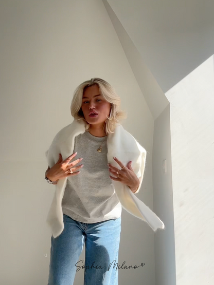 Aurora Luxe Mohair Sweater – Tijdloos Comfort en Elegantie