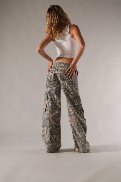 Rebelle Low Rise Cargo Broek Voor Dames Met Camouflageprint Pants SEREIN