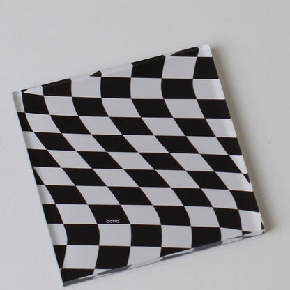 Dambordonderzetter Van Duurzaam Acryl Voor Je Eettafel Zwart onregelmatig