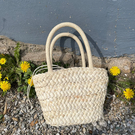 Draagbare Retro Stro Tas Voor Zomer Lichtgewicht En Stijlvol