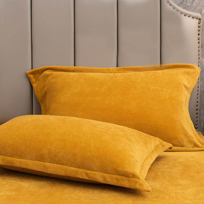 Effen Fluwelen Decoratieve Kussenslopen Voor Slaapkamer Set Geel 19" x 29