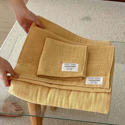 Ademend Gaas Handdoek Voor Baby Zacht En Absorberend Geel