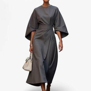 Elora | Asymmetrische feestjurken voor dames – een gedurfde combinatie van elegant en modern design voor in de stad Grijs