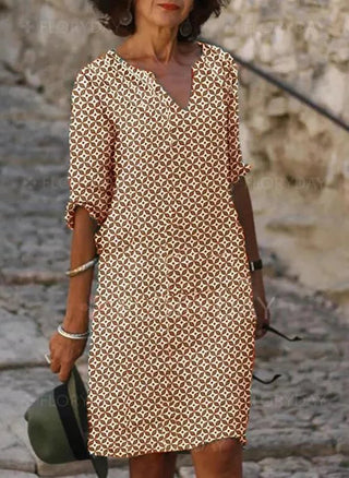 Parsha | Vintage zomerjurk – Split-halslijn, 3/4 mouwen & Klassieke midi-elegantie bruin